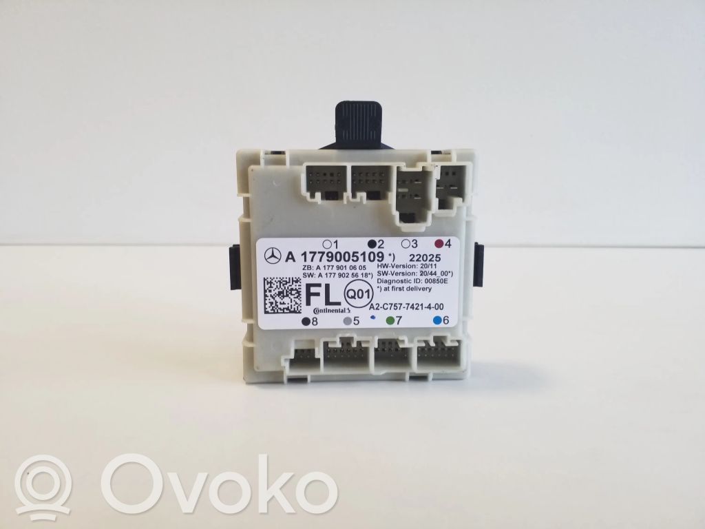 Mercedes-Benz EQB Unité de commande module de porte 