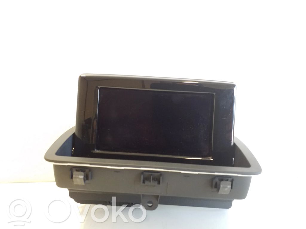 Audi Q3 8U Screen/display/small screen 