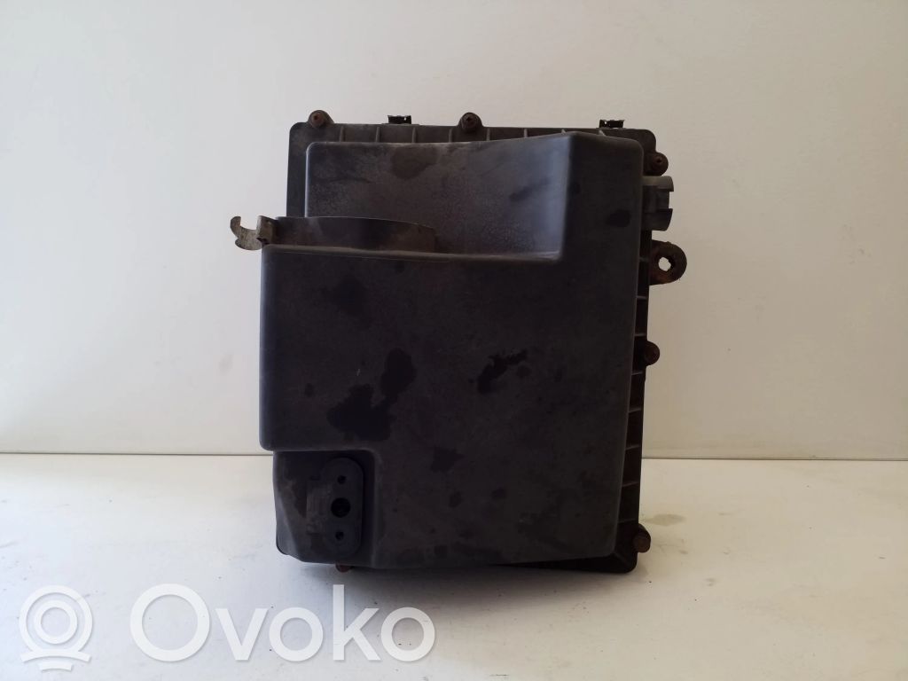 Volkswagen Amarok Obudowa filtra powietrza 