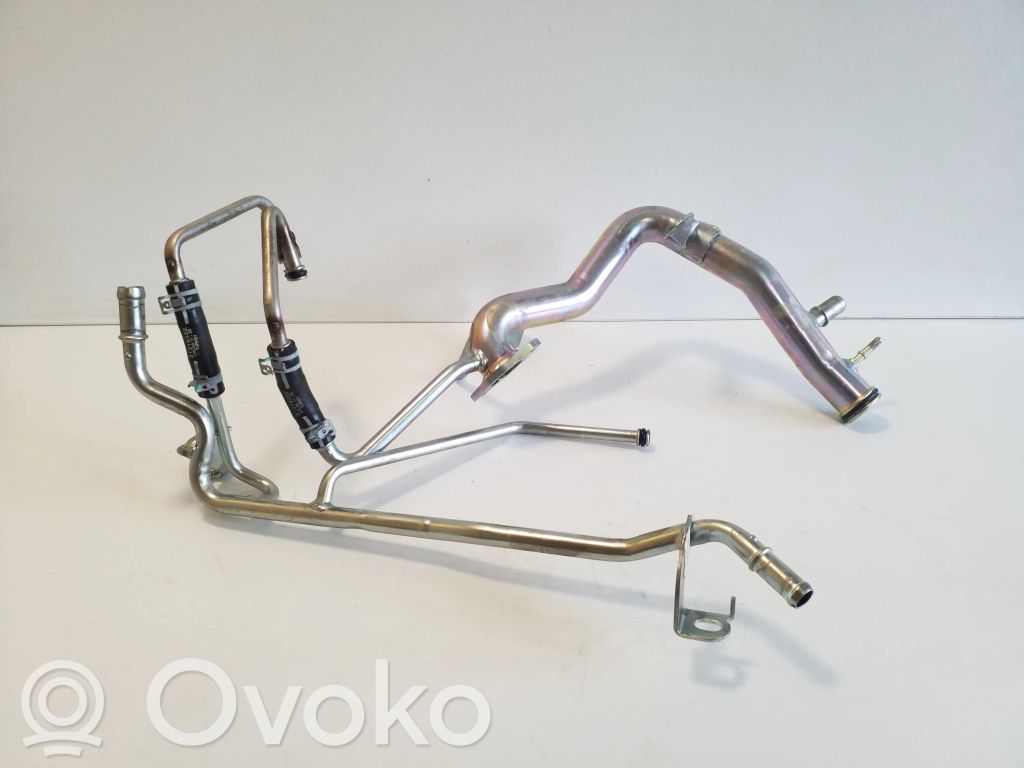 Volvo XC60 Tubo flessibile del liquido di raffreddamento del motore 