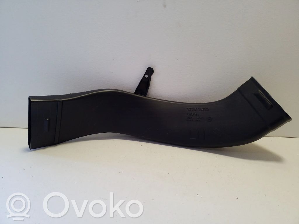 Volvo XC60 Conductă aer cabină 