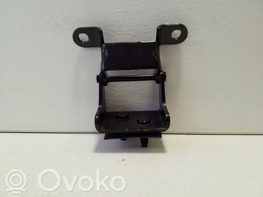Volvo XC60 Tailgate/trunk/boot hinge 