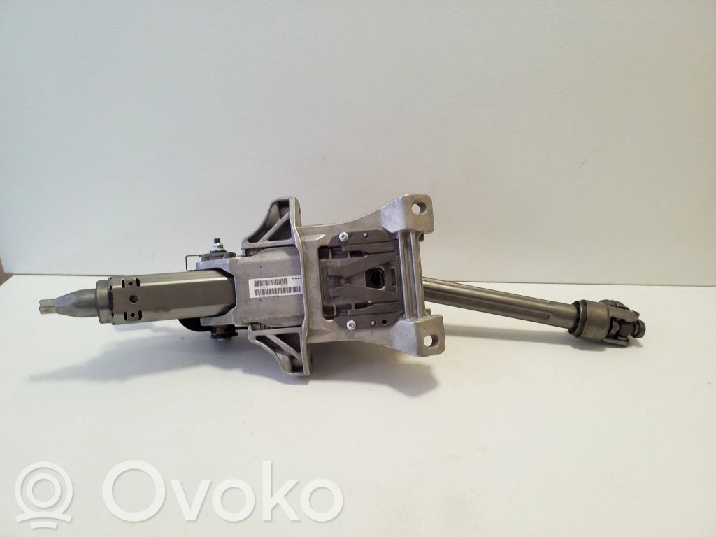 Volvo XC60 Ohjauspyörän akseli 