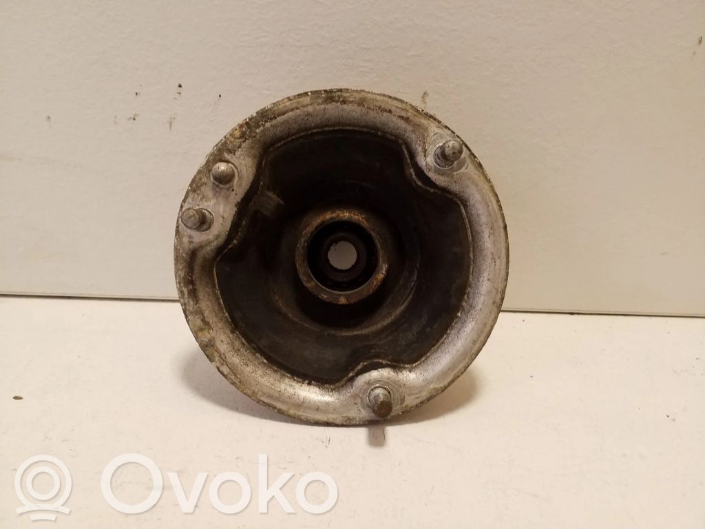BMW X3 E83 Front upper strut mount 