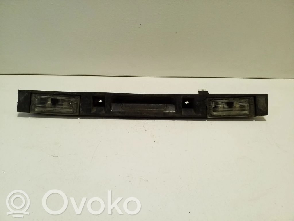 BMW X3 E83 Éclairage de plaque d'immatriculation 