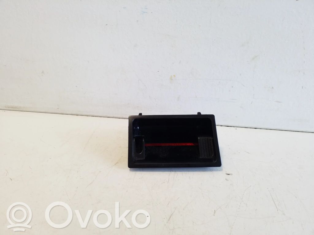 Cendrier avant   8K0857989