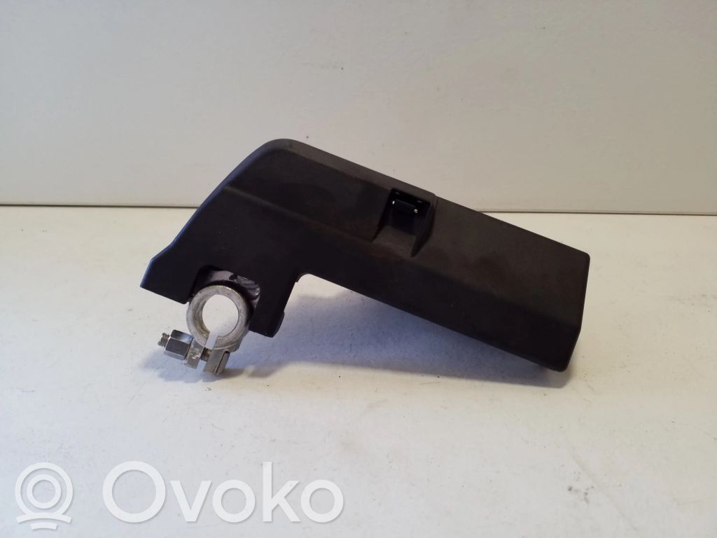 Cable positivo (batería)   8J0915459
