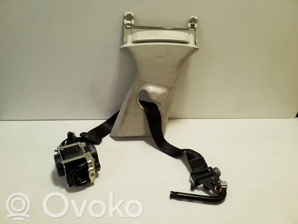 Jaguar XE Cinturón delantero 