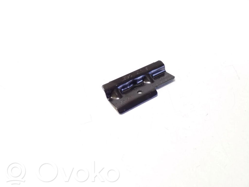 Battery bracket   FT4B10718AC
