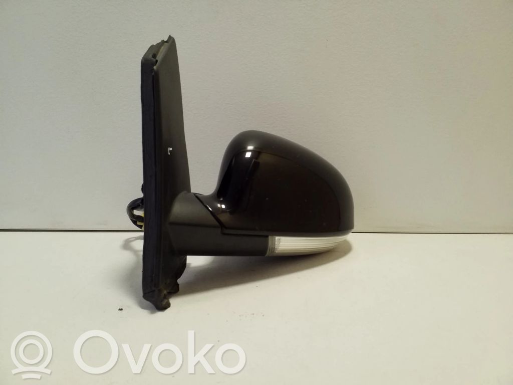 Etuoven sähköinen sivupeili   E1010836