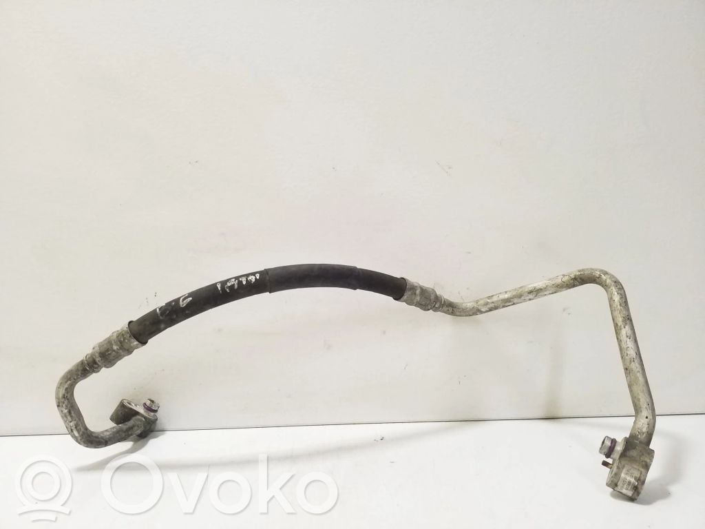 Volkswagen PASSAT B6 Tubo flessibile aria condizionata (A/C) 