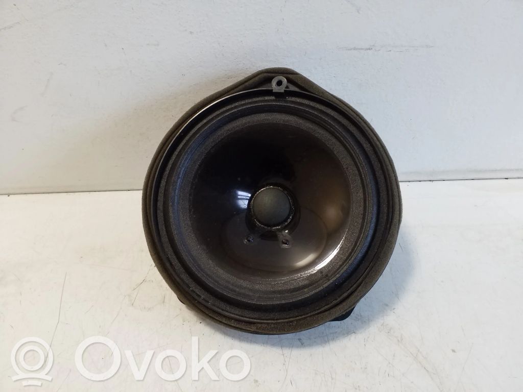 Altavoz de la puerta delantera