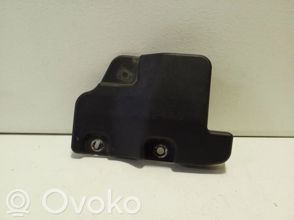 Volvo XC40 Muu moottoritilan osa