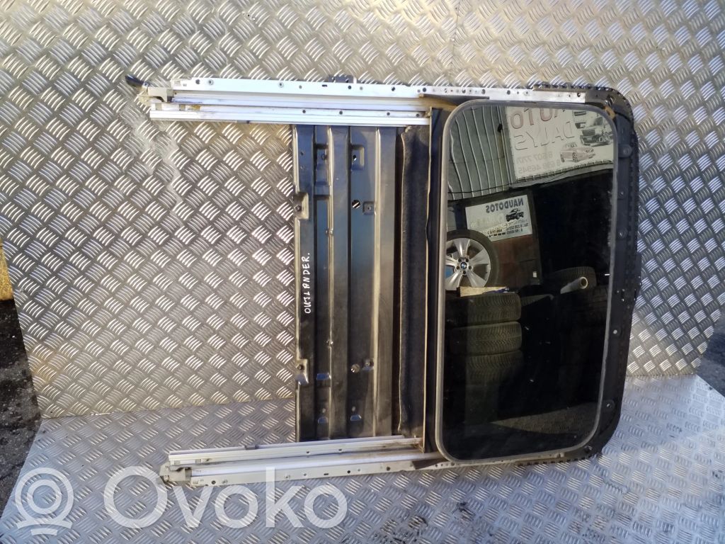 Mitsubishi Outlander Sunroof set 