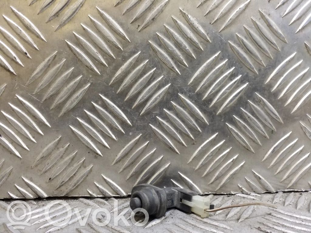 Volkswagen PASSAT B4 Sensor de la puerta delantera coupé 