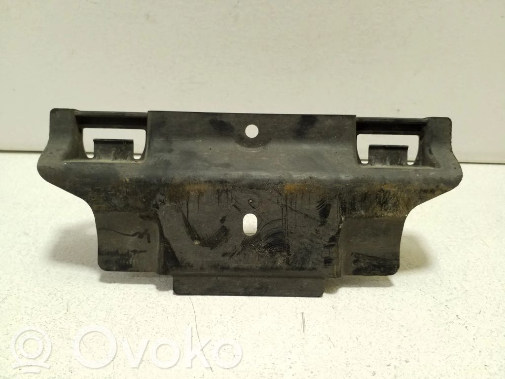Placa protectora del centro/medio   1EA825271