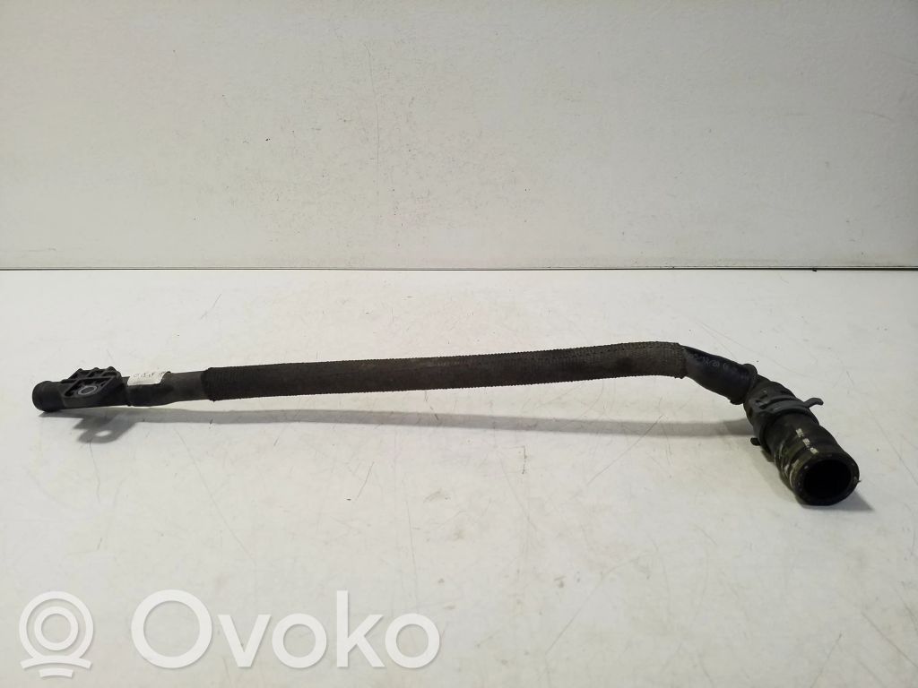Audi e-tron Engine coolant pipe/hose 