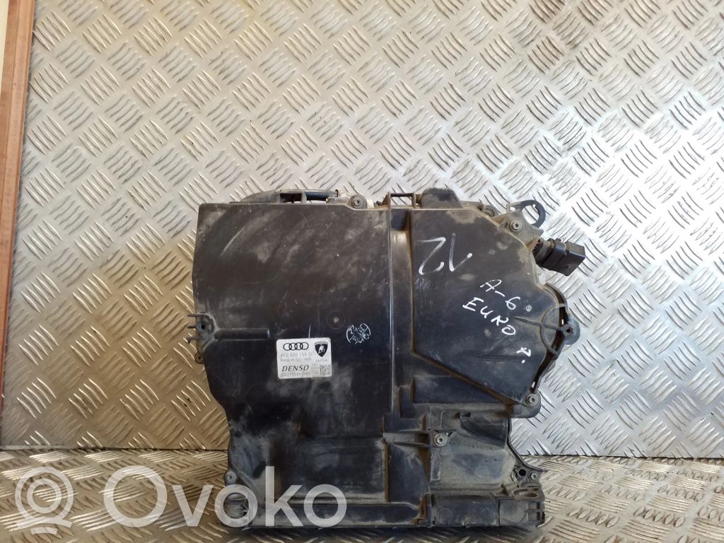 Audi A6 S6 C6 4F Salono oro mazgo komplektas 