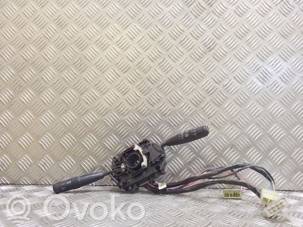 Subaru Legacy Manetka / Przełącznik kierunkowskazów wycieraczek 