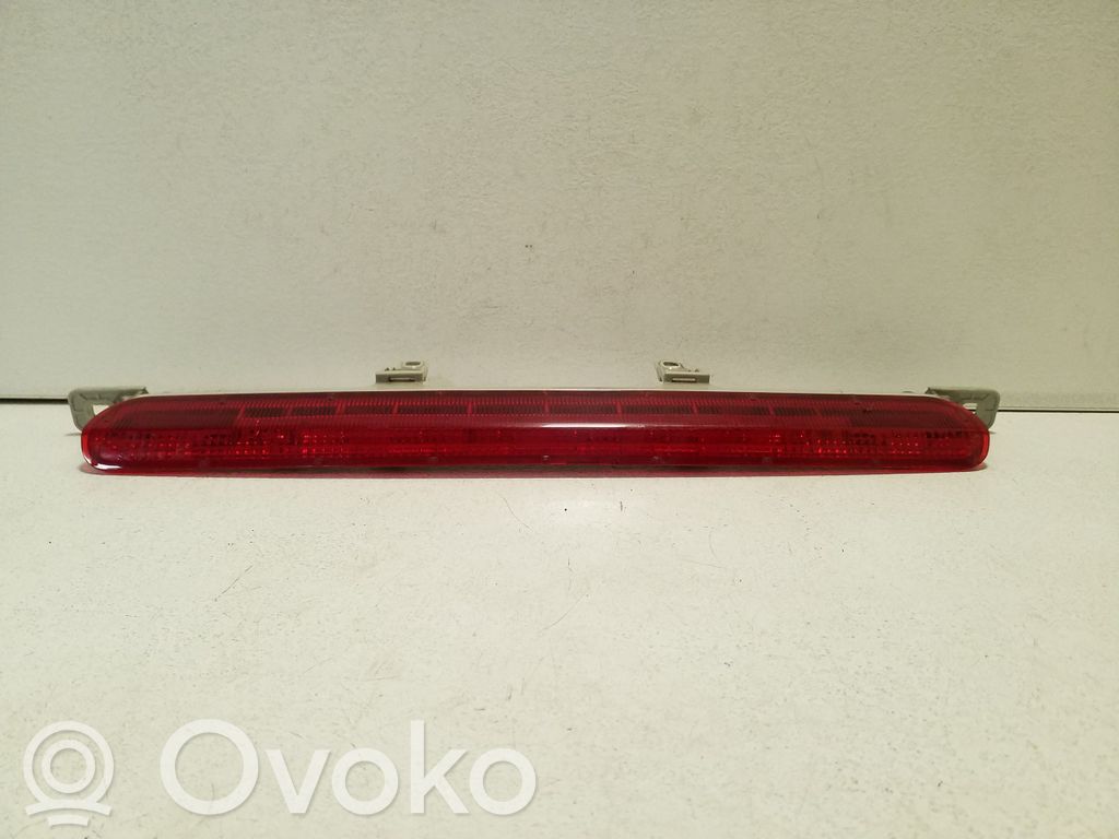 Jeep Cherokee KL Third/center stoplight 