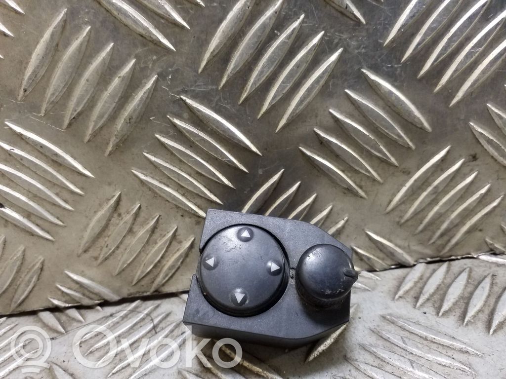 Audi A3 S3 8L Wing mirror switch 