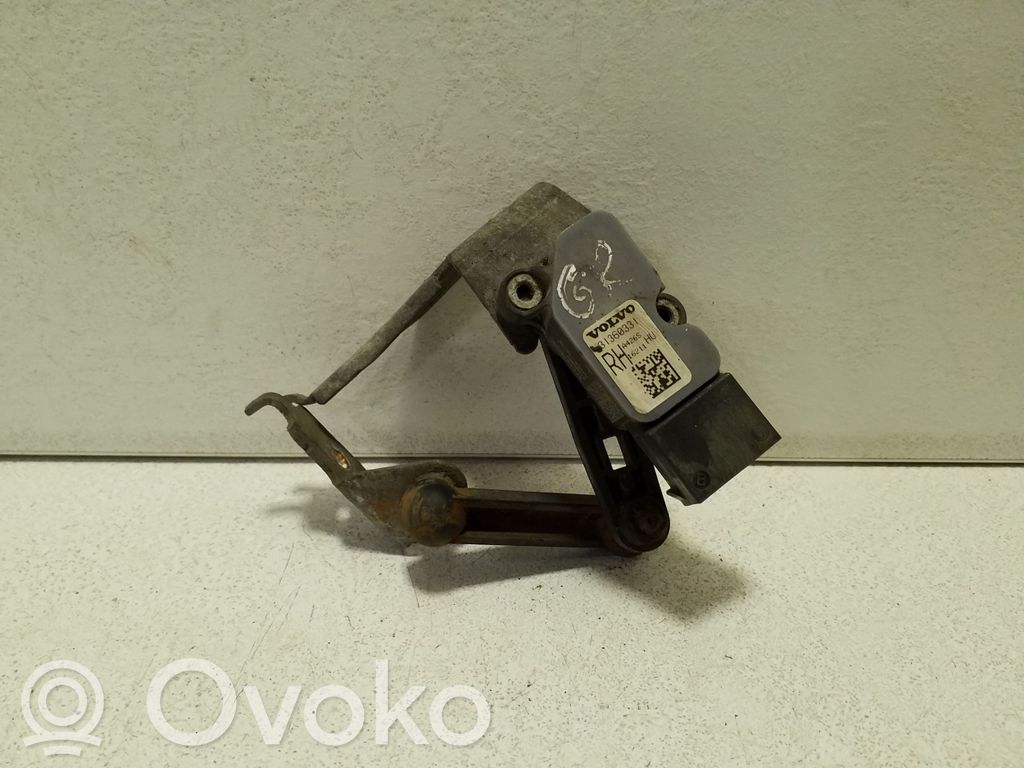 Volvo XC90 Senzor înălțime suspensie spate pneumatică