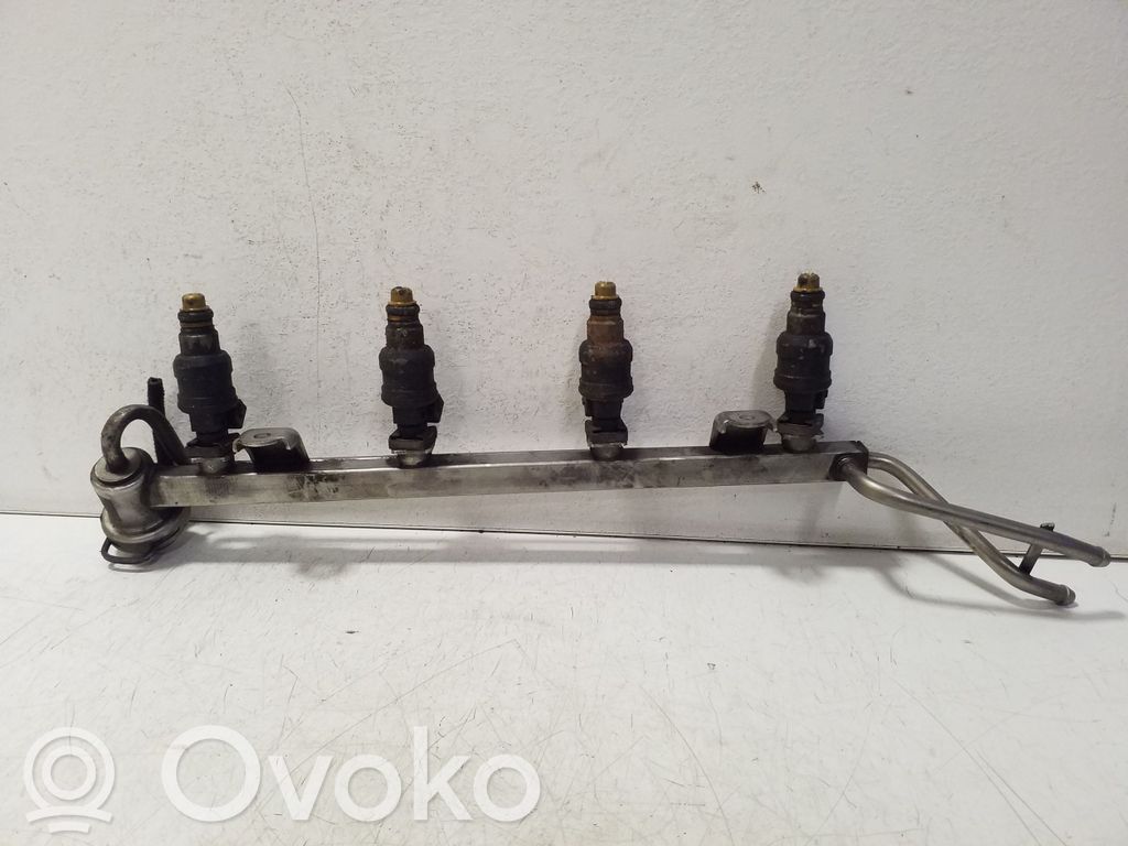 Audi A3 S3 8L Tubo principal de alimentación del combustible 