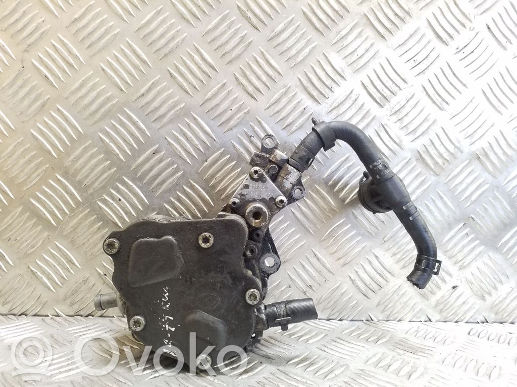 Volkswagen Golf IV Pompa podciśnienia / Vacum 
