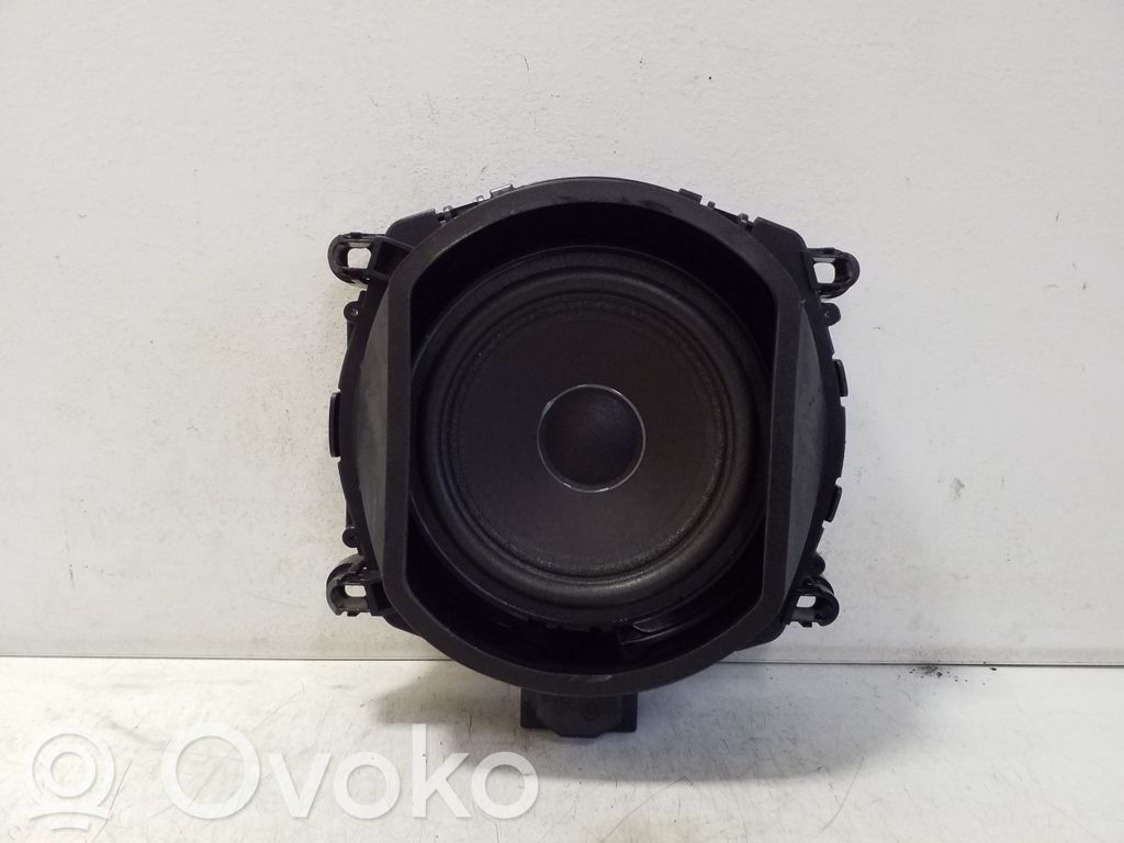 BMW X5 F15 Subwoofer 