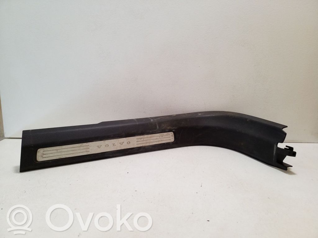 Volvo XC60 Listwa progowa przednia 