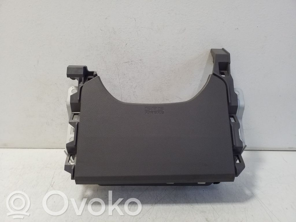 Mitsubishi L200 Airbag pentru genunchi 