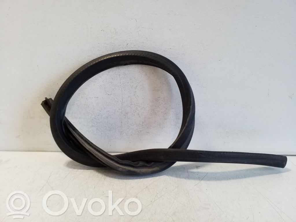 Skoda Superb B6 (3T) Engine compartment rubber 