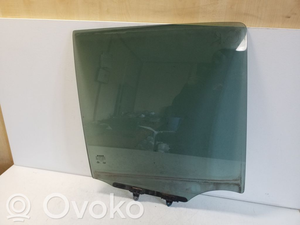 Nissan Pathfinder R51 Rear door window glass 