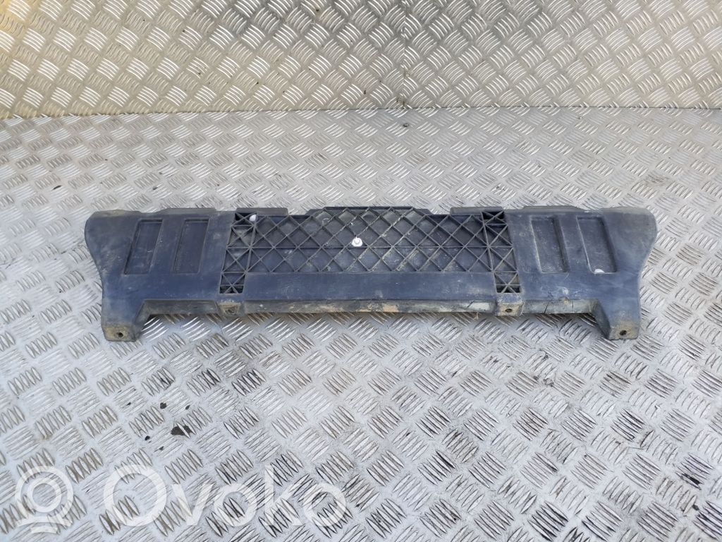 Nissan Pathfinder R51 Soporte de montaje del parachoques trasero 