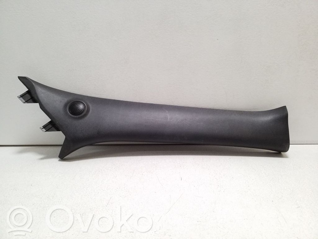 Nissan Juke I F15 Rivestimento montante (A) 
