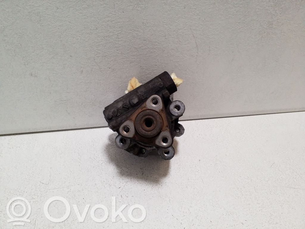 Dodge Nitro Ohjaustehostimen pumppu 