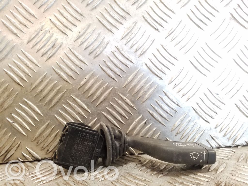 Pyyhkijän vipu   090243395