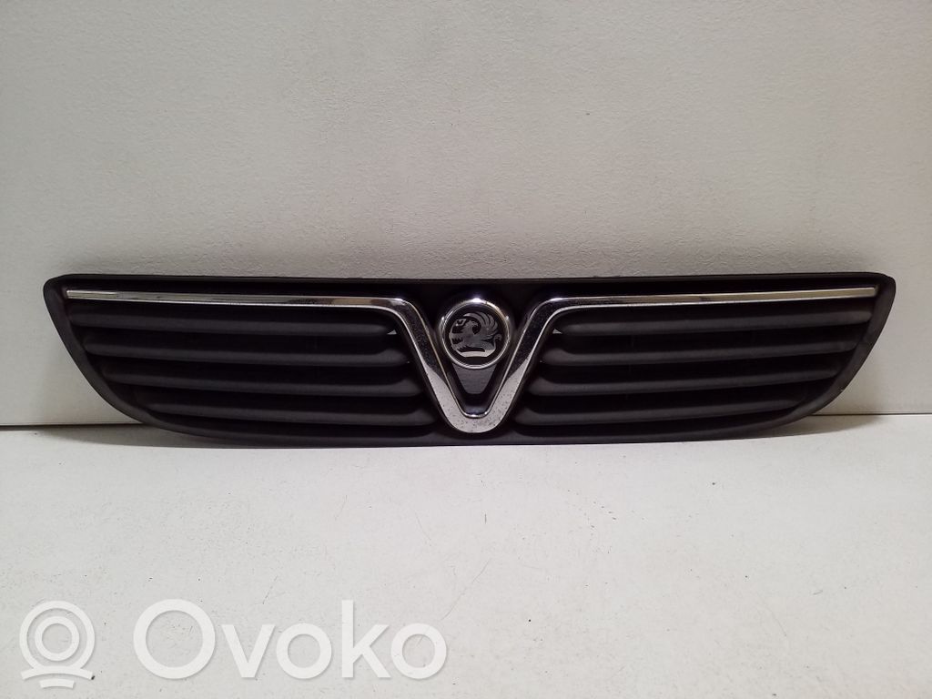 Opel Zafira A Etusäleikkö 