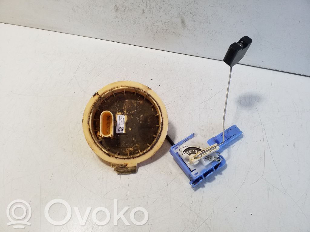 Sensor de nivel de combustible   7L8919679E