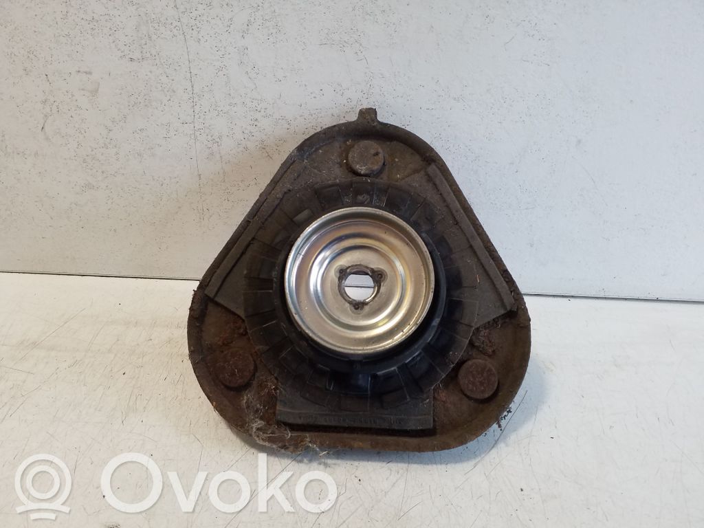 Toyota Corolla E210 E21 Muu etuiskunvaimentimien osa 