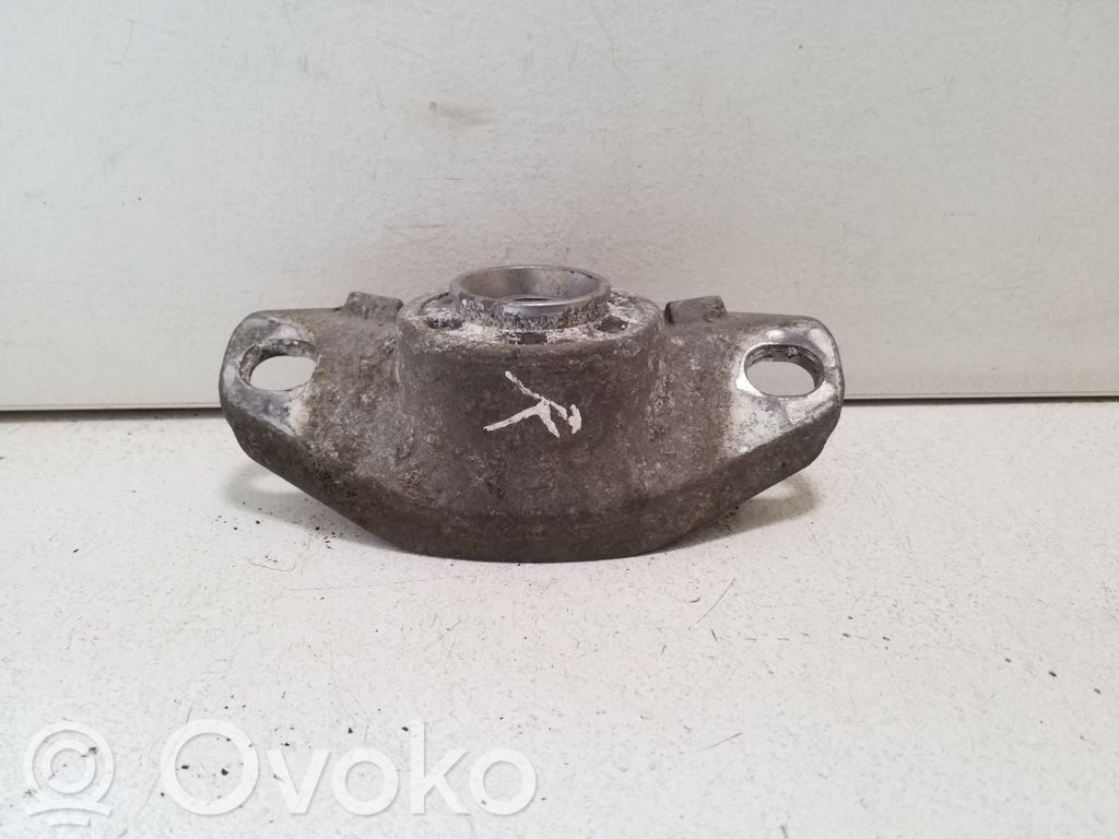 Toyota Corolla E210 E21 Mocowanie amortyzatora przedniego osi tylnej 