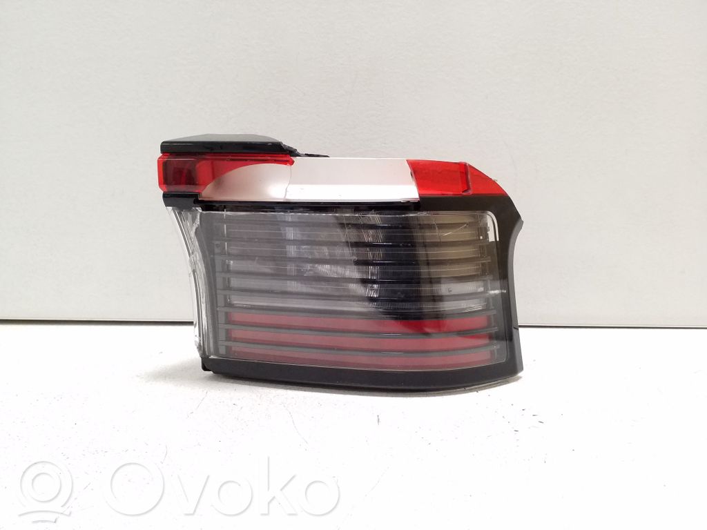 Toyota bZ4X Luz trasera/de freno 