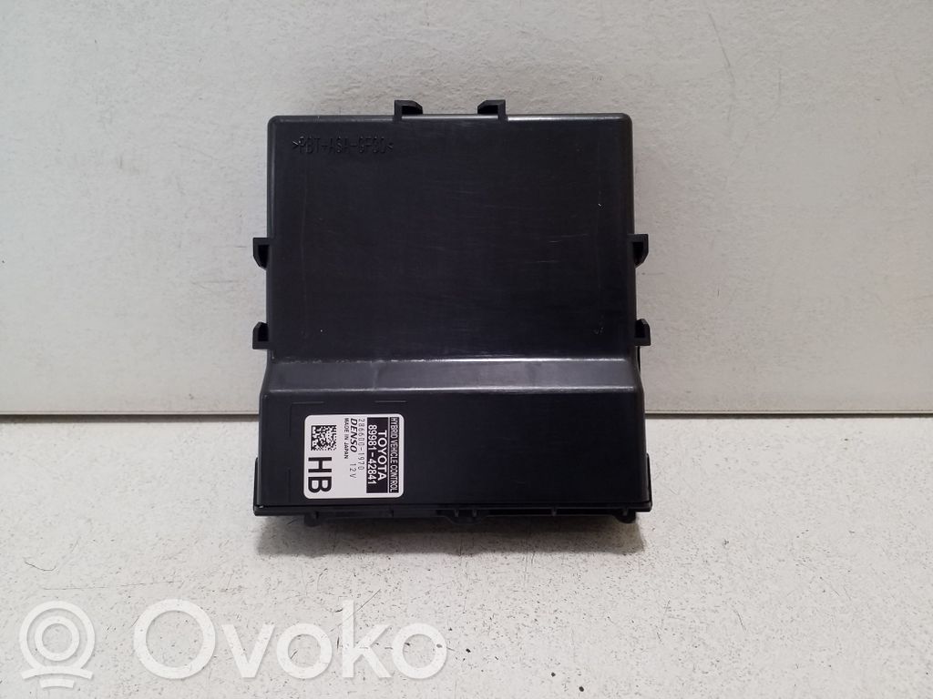 Toyota bZ4X Autres unités de commande / modules 