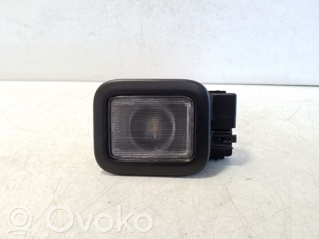 Ford Kuga III Lampka podsufitki tylna 