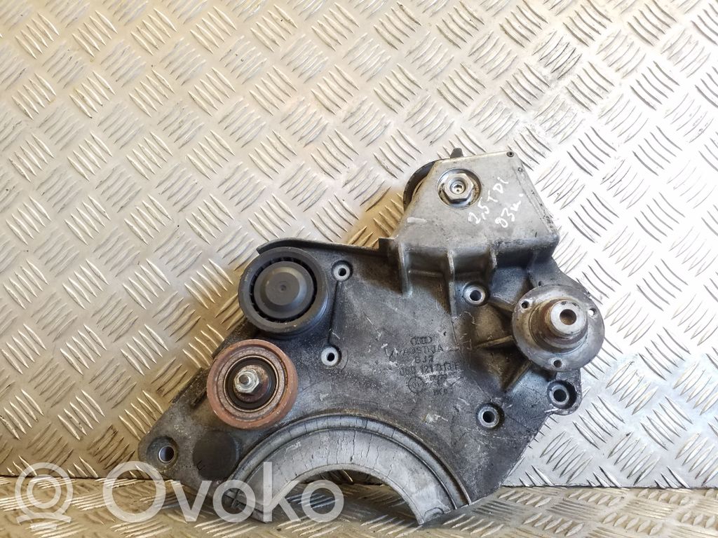 Volkswagen PASSAT B5.5 Engine mounting bracket 