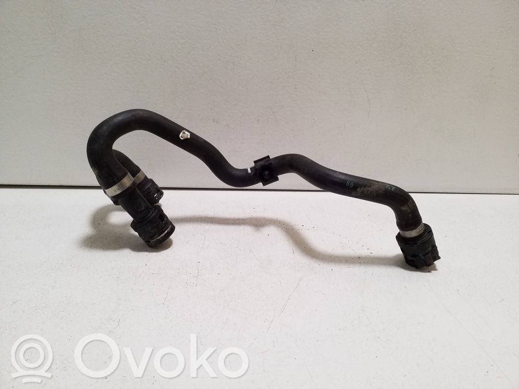 BMW i4 Engine coolant pipe/hose 