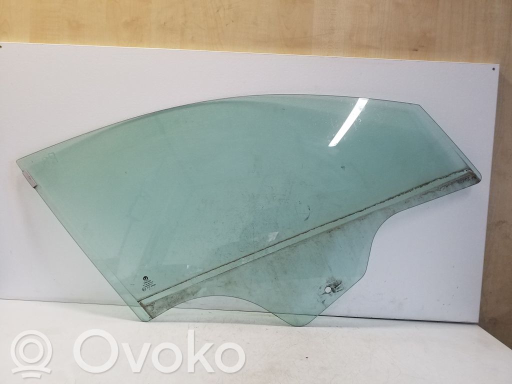 Fiat Tipo Luna de la puerta delantera cuatro puertas 