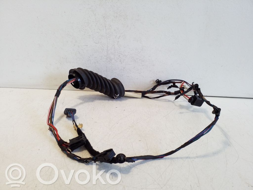 Cableado de puerta delantera   A9060005999