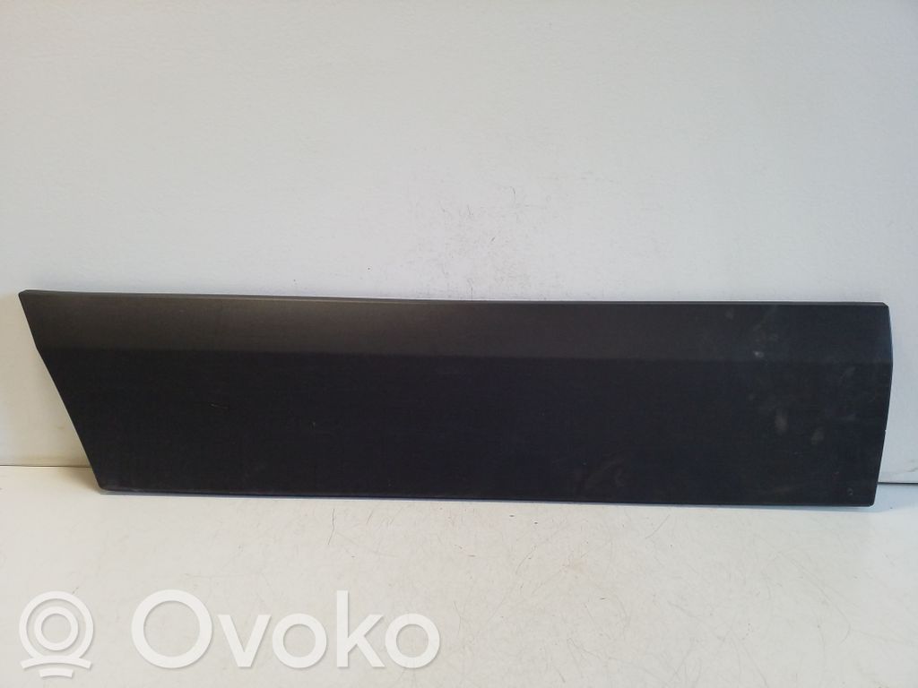 Volkswagen Crafter Rivestimento della portiera anteriore (modanatura)