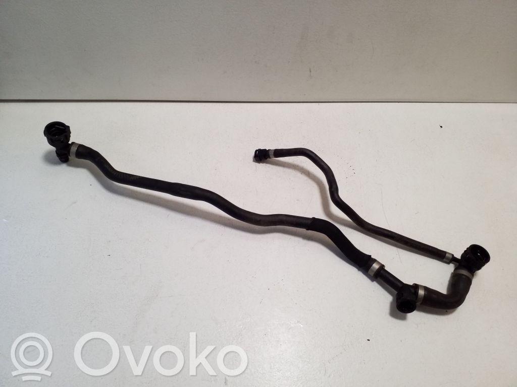 BMW 3 G20 G21 Conductă/furtun lichid de răcire motor 